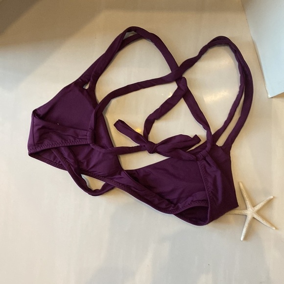 Becca bikini - Picture 2 of 6